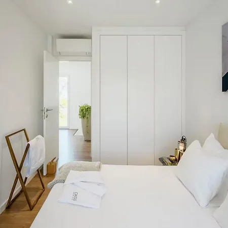 3Br Luxury House In Oasis Beach