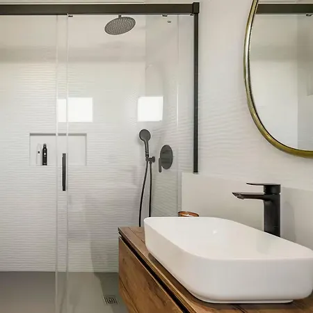 3Br Luxury House In Oasis Beach Marco Cabaco